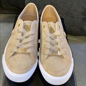 Guess shoes